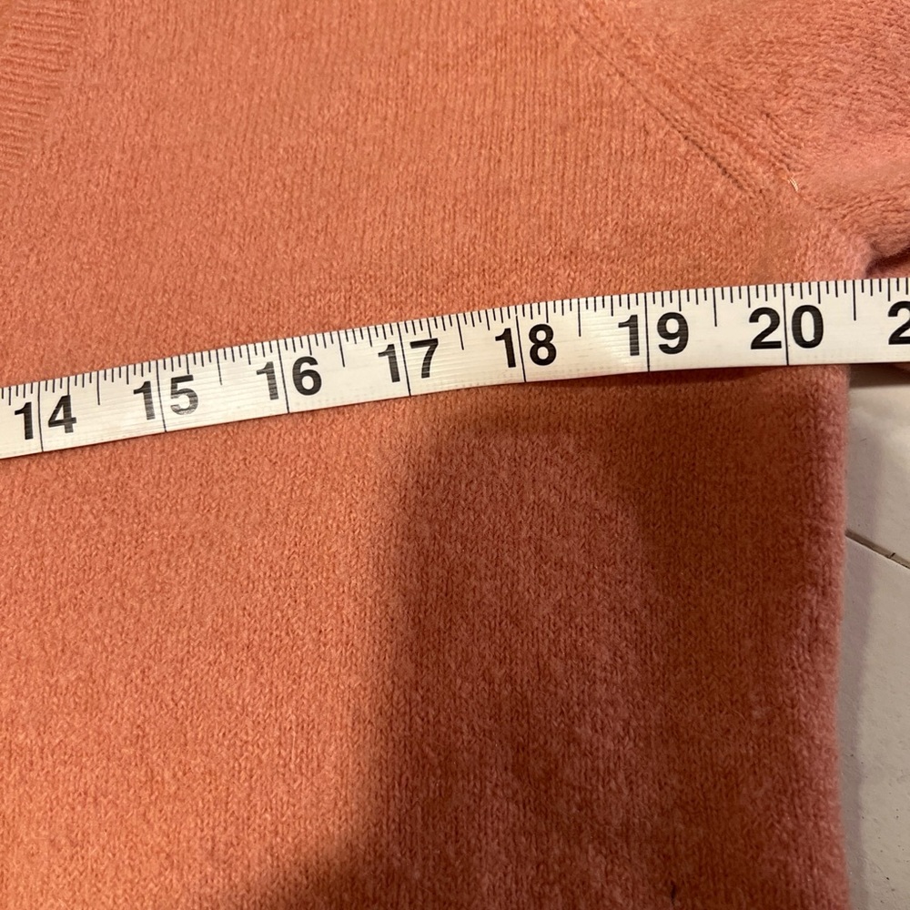 Madewell dusty orange cross front v-neck sweater size Small D1 - Picture 11 of 12